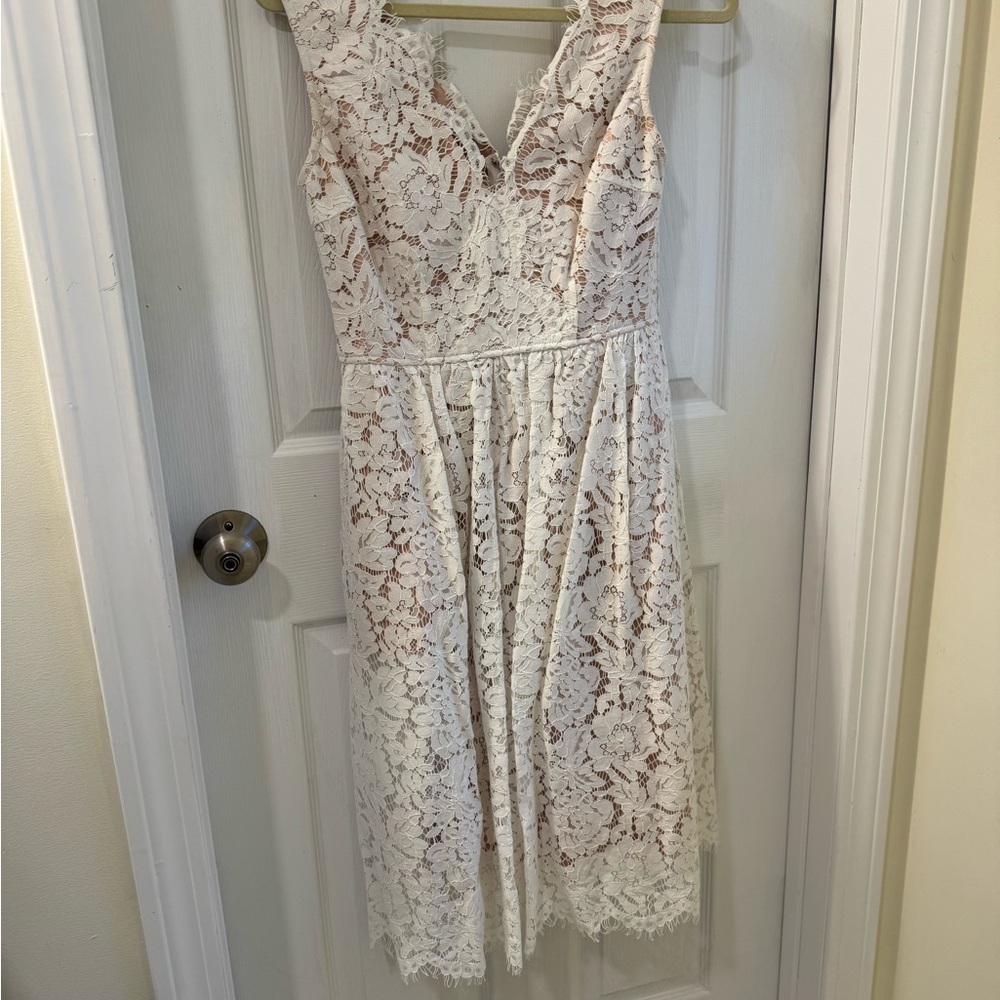 Elegant White Lace Dress